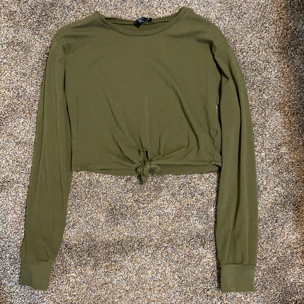 Long sleeve crop top